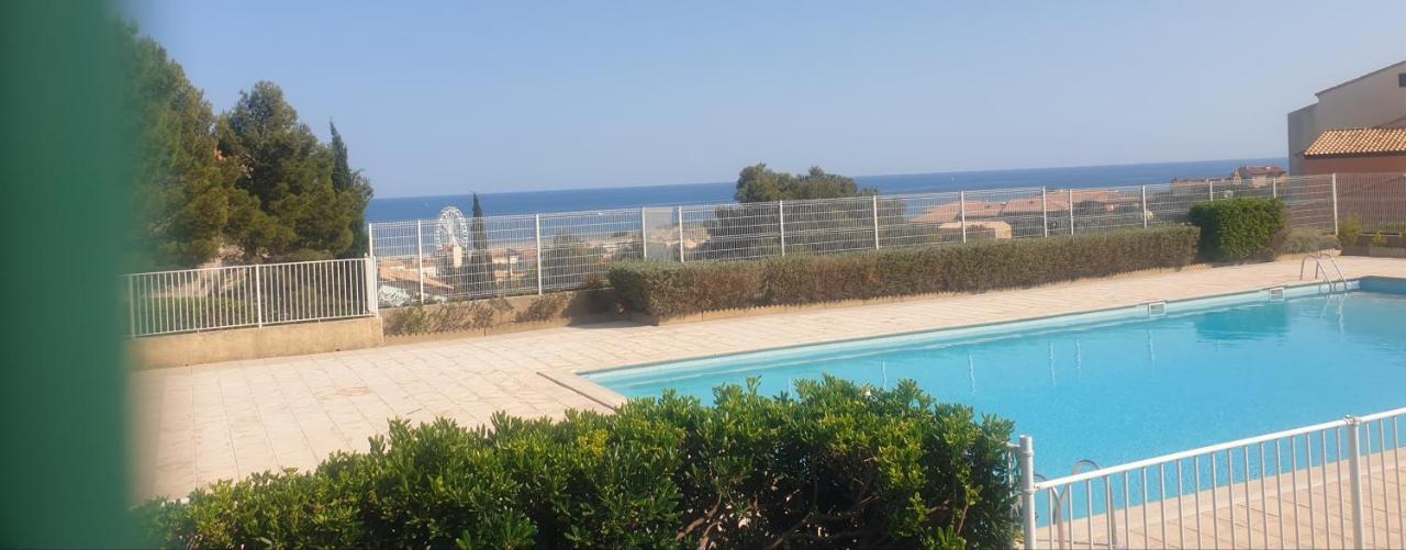 Appt 2 Ou 4 Personnes Avec Piscine, Tennis Et Parking Prive Fleury  Εξωτερικό φωτογραφία